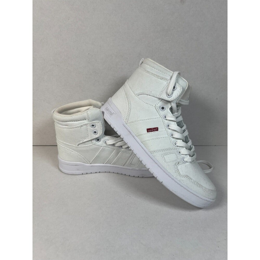 Womens size 7.5 Levis White BB high top street sneakers